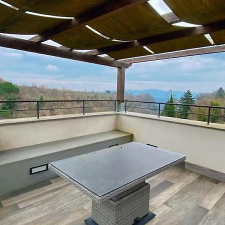 Epic Rooftop Terrace Overlooking Civita Valley Bagnoregio Exterior photo